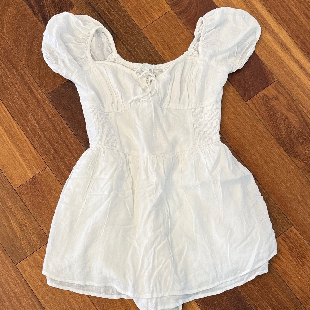 Hollister White Mini Dress, skort. Size small